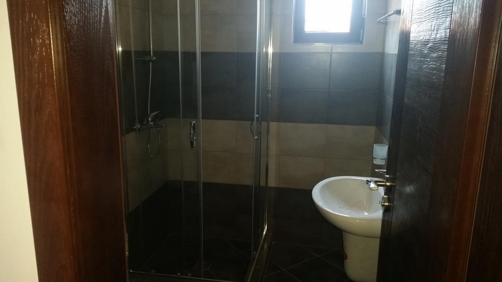 Villa Victory Apartments เนเซบาร์ ห้อง รูปภาพ