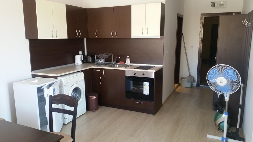 Villa Victory Apartments เนเซบาร์ ภายนอก รูปภาพ