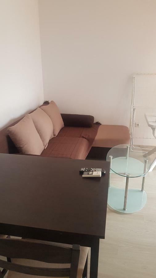 Villa Victory Apartments เนเซบาร์ ภายนอก รูปภาพ